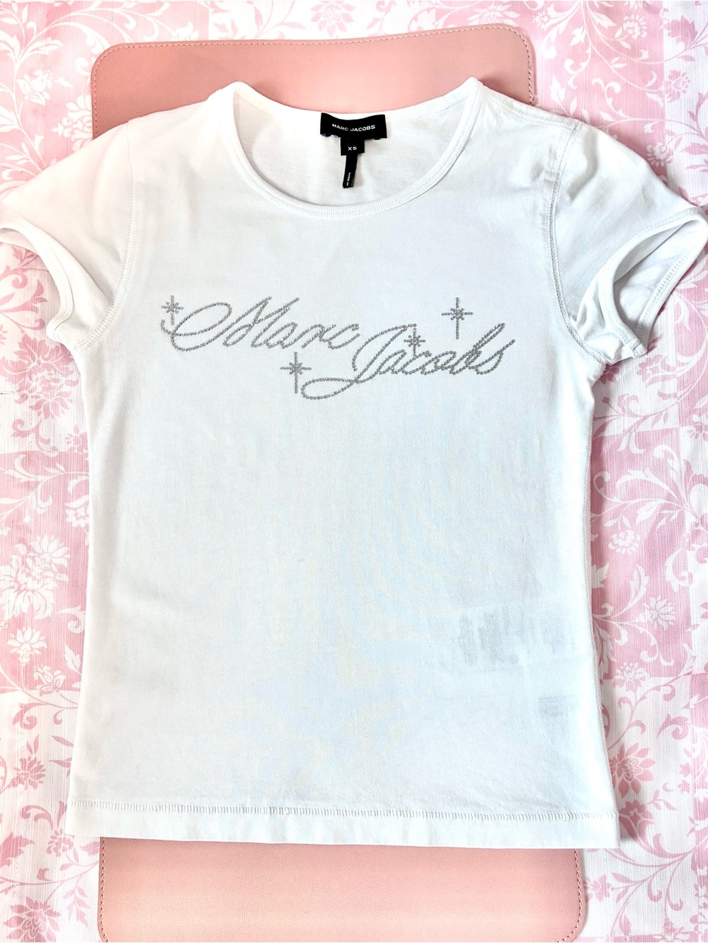 Marc Jacobs Charm Logo Shrunked Tee White with Crystal Script Logo Rhinestone XS